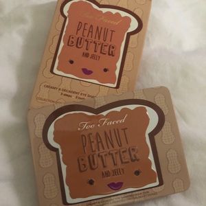 Too faced peanut butter and jelly eye palette